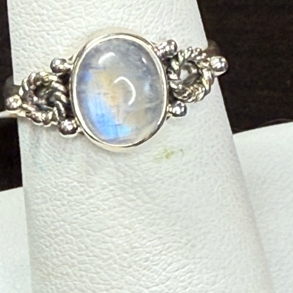 Elegant Silver Moonstone Ring